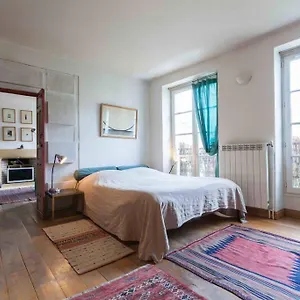 https://sejour-haut-marais.fr-paris.fr