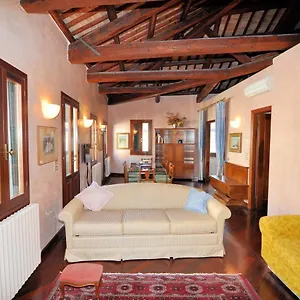  Apartment Casa Dei Pittori Italy